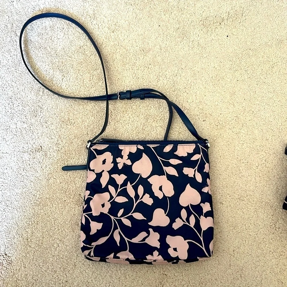 Kate Spade 2pc Blue & Blush Floral Karissa & Vine Set. PM